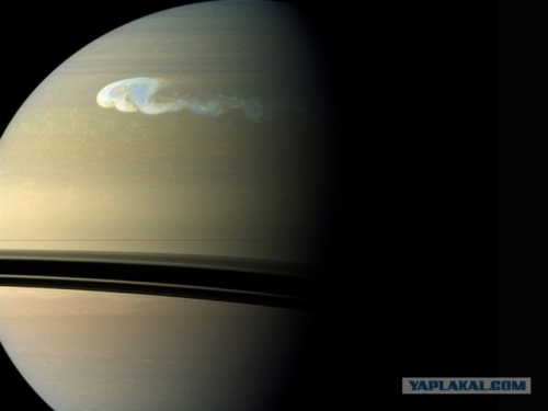Гигантский шторм на Сатурне